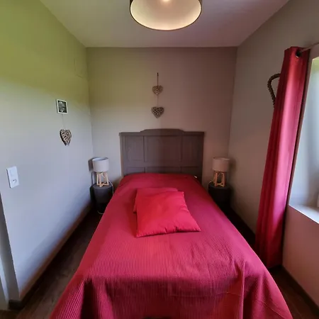 Spacieux Avec Jardin Clos Et Dortoir A - Fr-1-510-162 Vakantiehuis Liessies