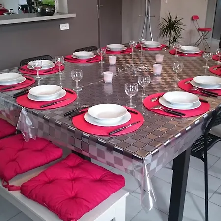 Spacieux Avec Jardin Clos Et Dortoir A - Fr-1-510-162 * Liessies